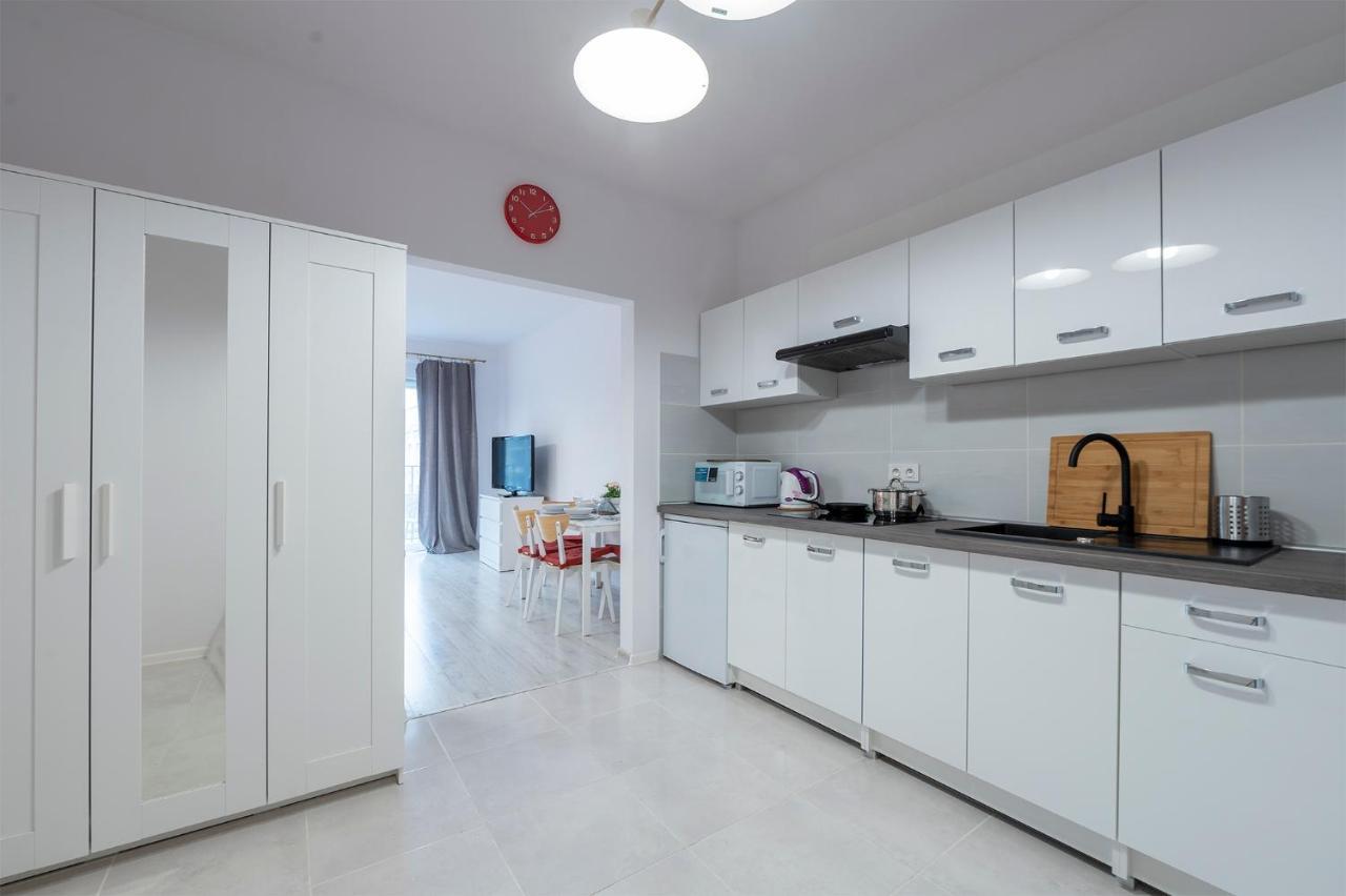 לודז' Luxury In City -3- Studio Bright & Secure Free Parking מראה חיצוני תמונה