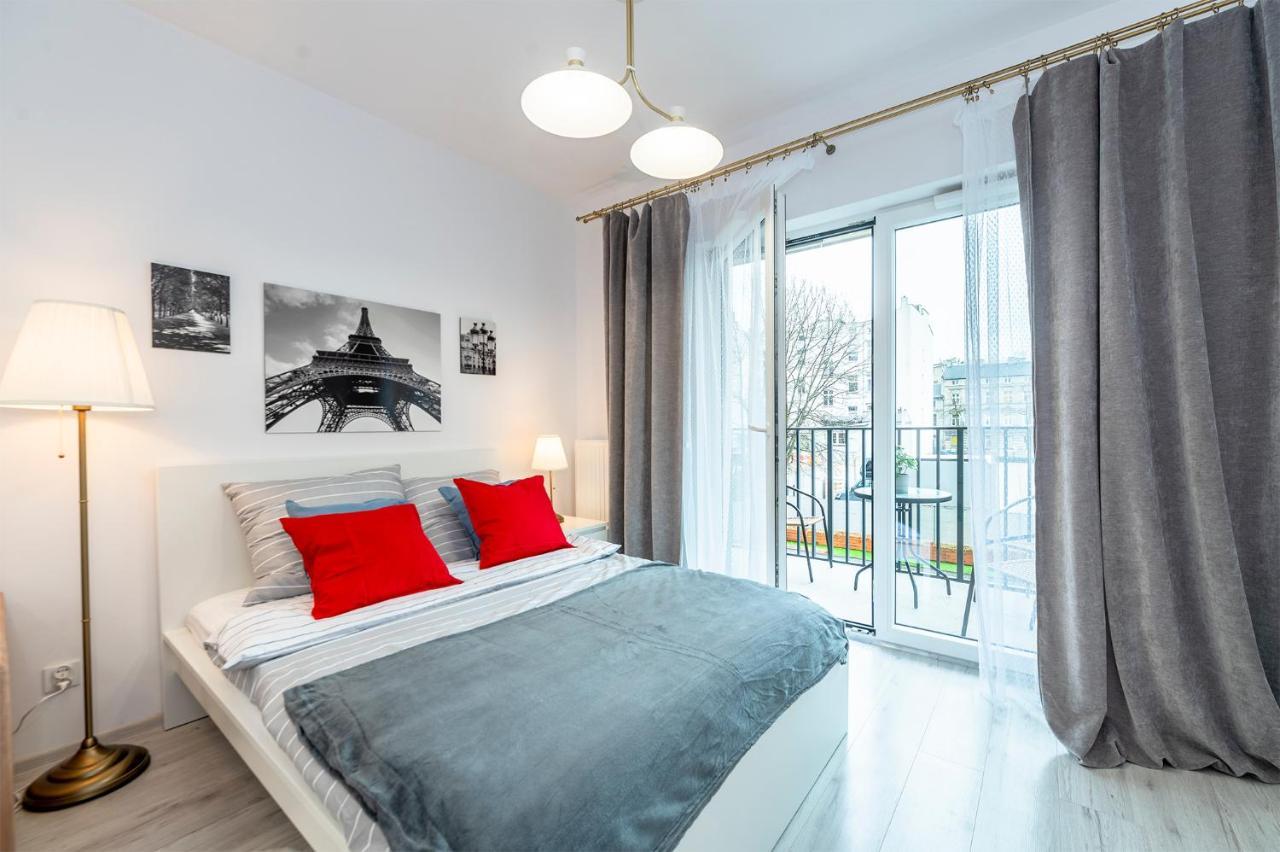 לודז' Luxury In City -3- Studio Bright & Secure Free Parking מראה חיצוני תמונה