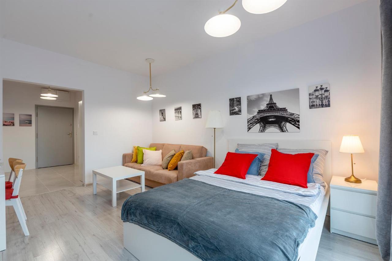לודז' Luxury In City -3- Studio Bright & Secure Free Parking מראה חיצוני תמונה