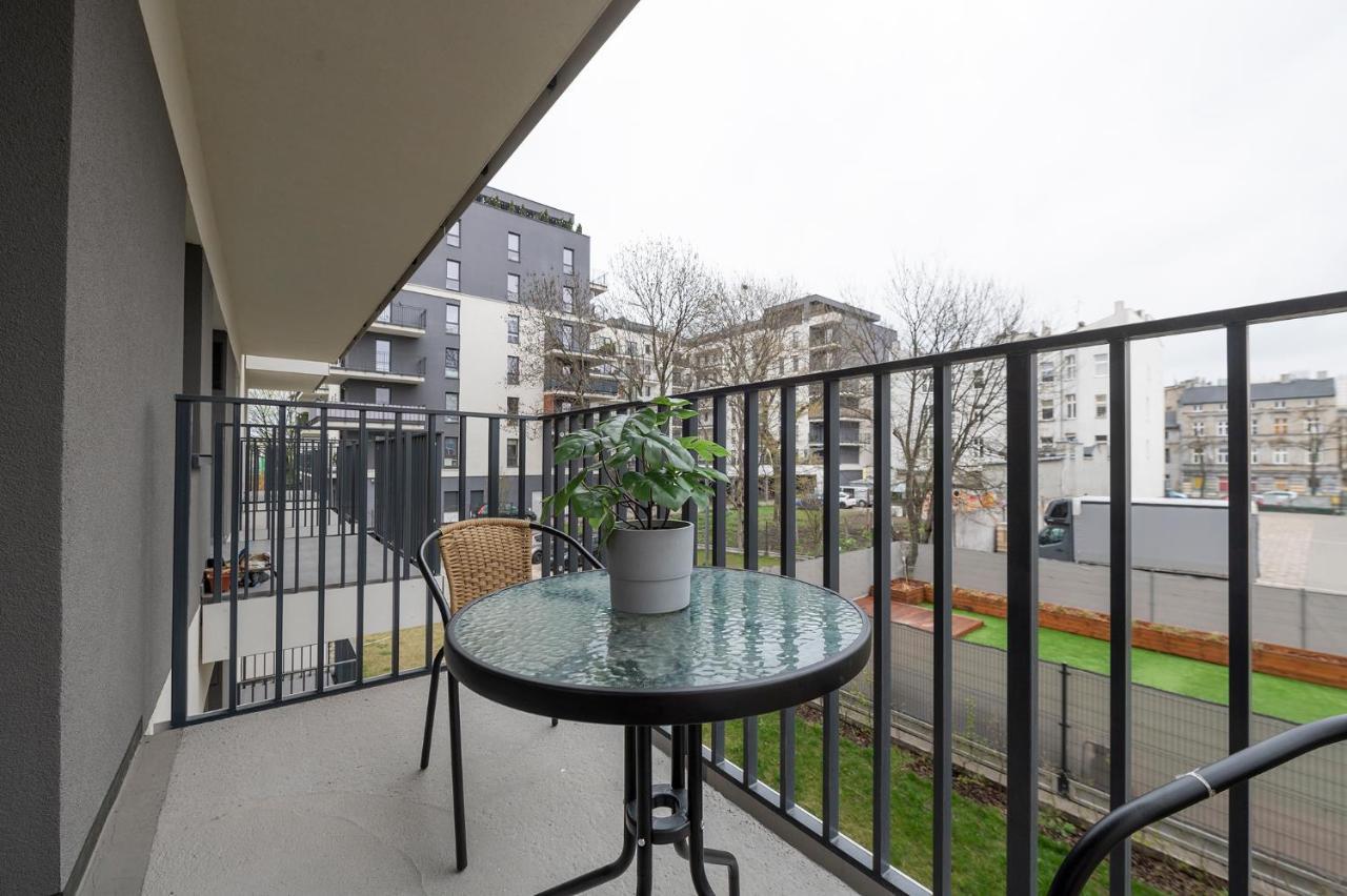 לודז' Luxury In City -3- Studio Bright & Secure Free Parking מראה חיצוני תמונה